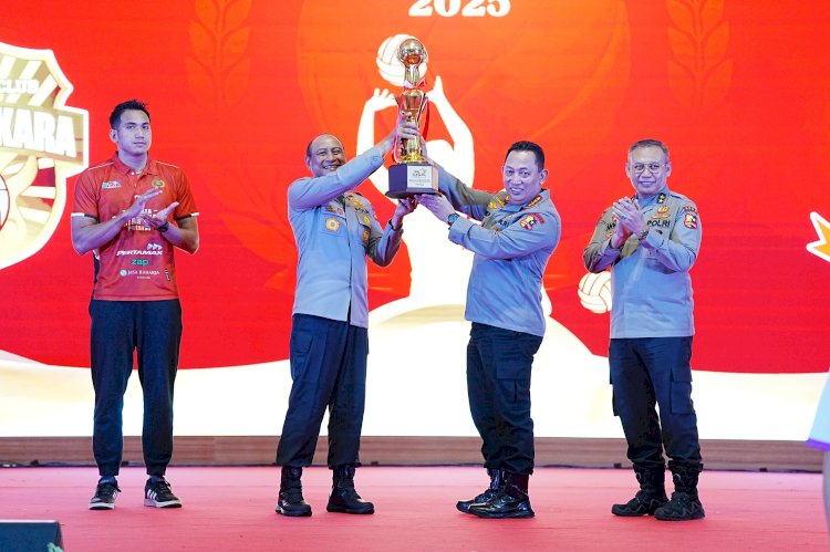 Hadiri Seremoni Apresiasi Tim Voli, Kapolri: Terus Bawa Harum Nama Institusi